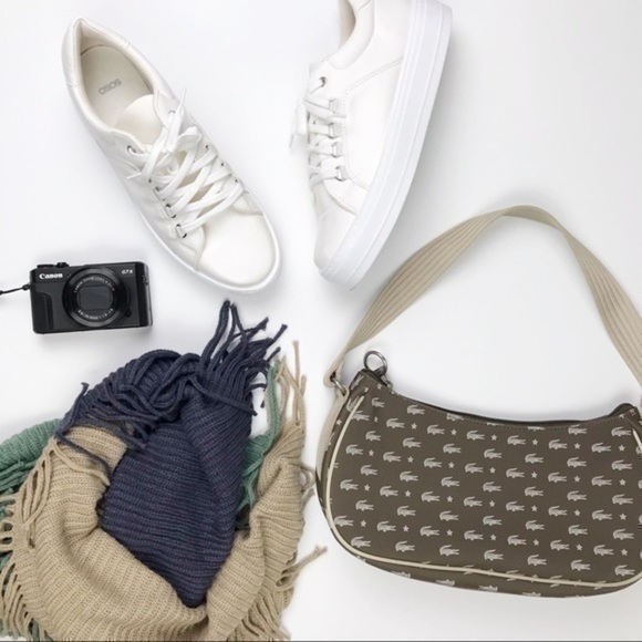 NWT Lacoste Classic Croco Midnight Bag - Picture 2 of 8